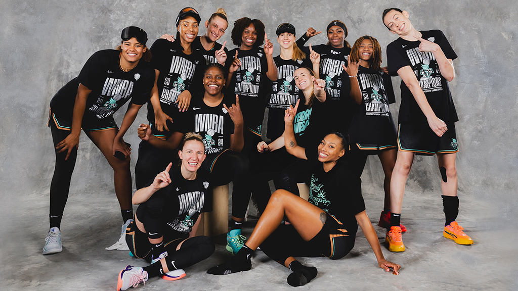 New York Liberty team wins its first-ever WBNA Championship